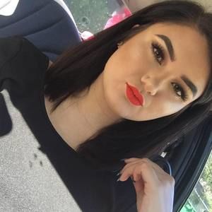 Meet your Posher, Lottie